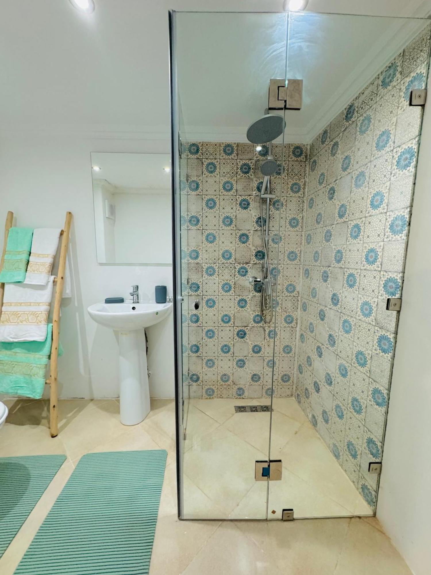 Le Gueliz Suite City Center มาร์ราเกช ภายนอก รูปภาพ